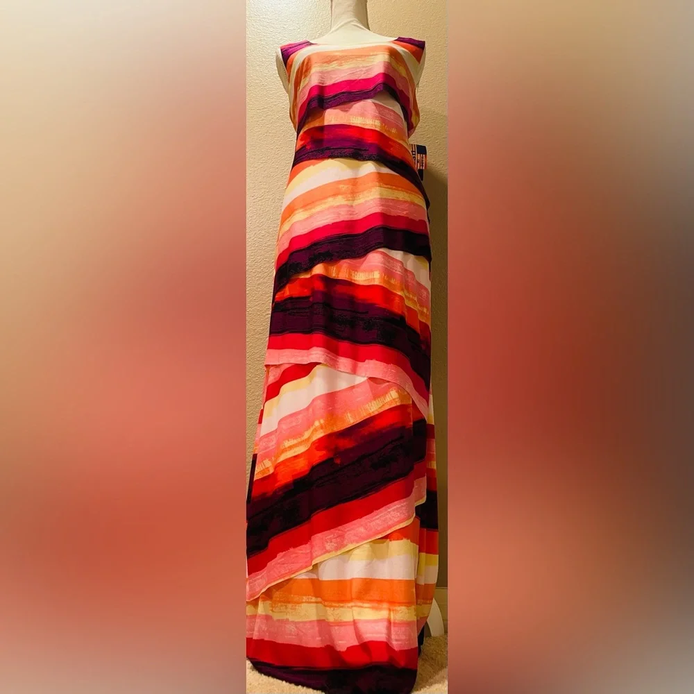 ❤️ON SALE❤️ R & M Colorful Maxi Dress - Picture 1 of 8
